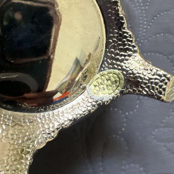 Vintage Silverplate Footed Sugar Bowl With Lid And Creamer Set Made in Hong Kong - Picture 5 of 11